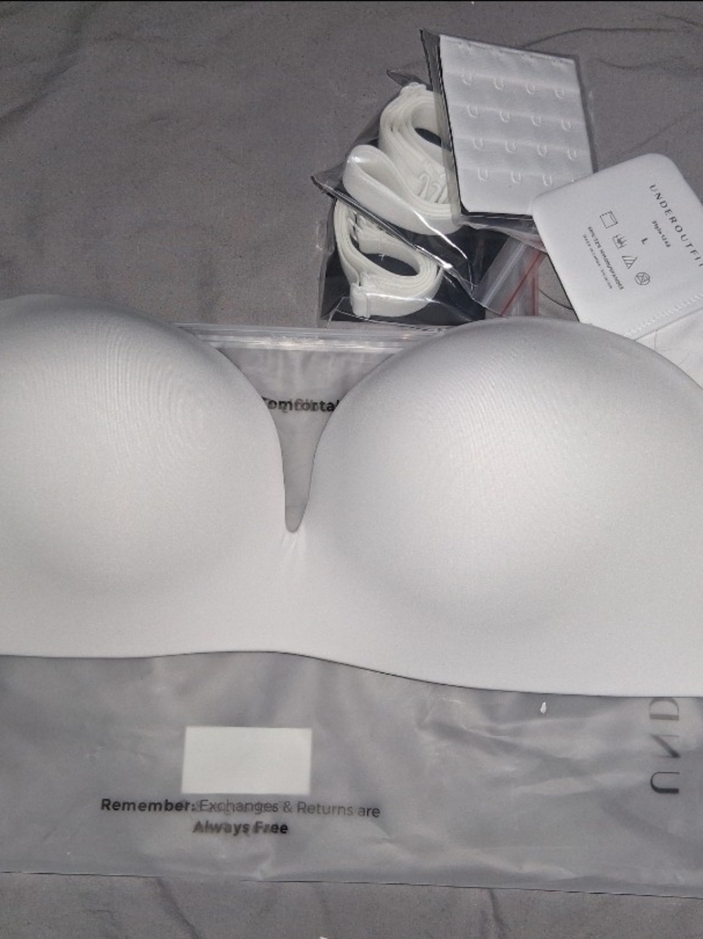 Unferoutfit Strapless Push-Up Bra - White - Picture 1 of 5
